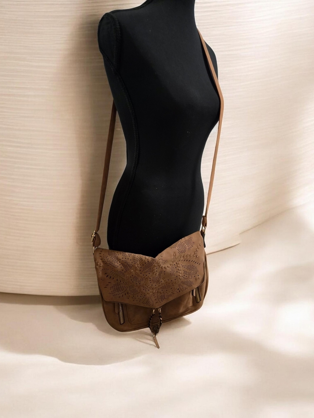 Women's Brown Laser-Cut  Faux Leather Crossbody Bag EUC